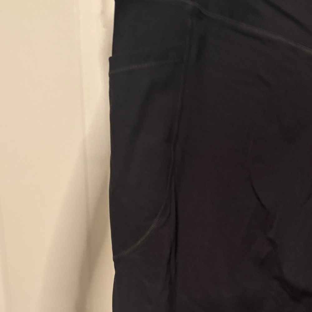 HALARA Black Leggings - Picture 4 of 6